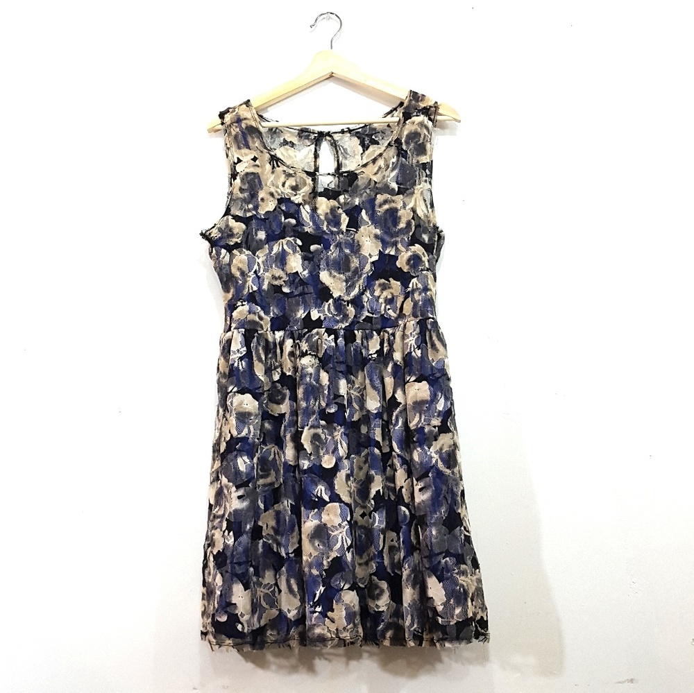 《Urban Outfitte》 Floral lace dress L